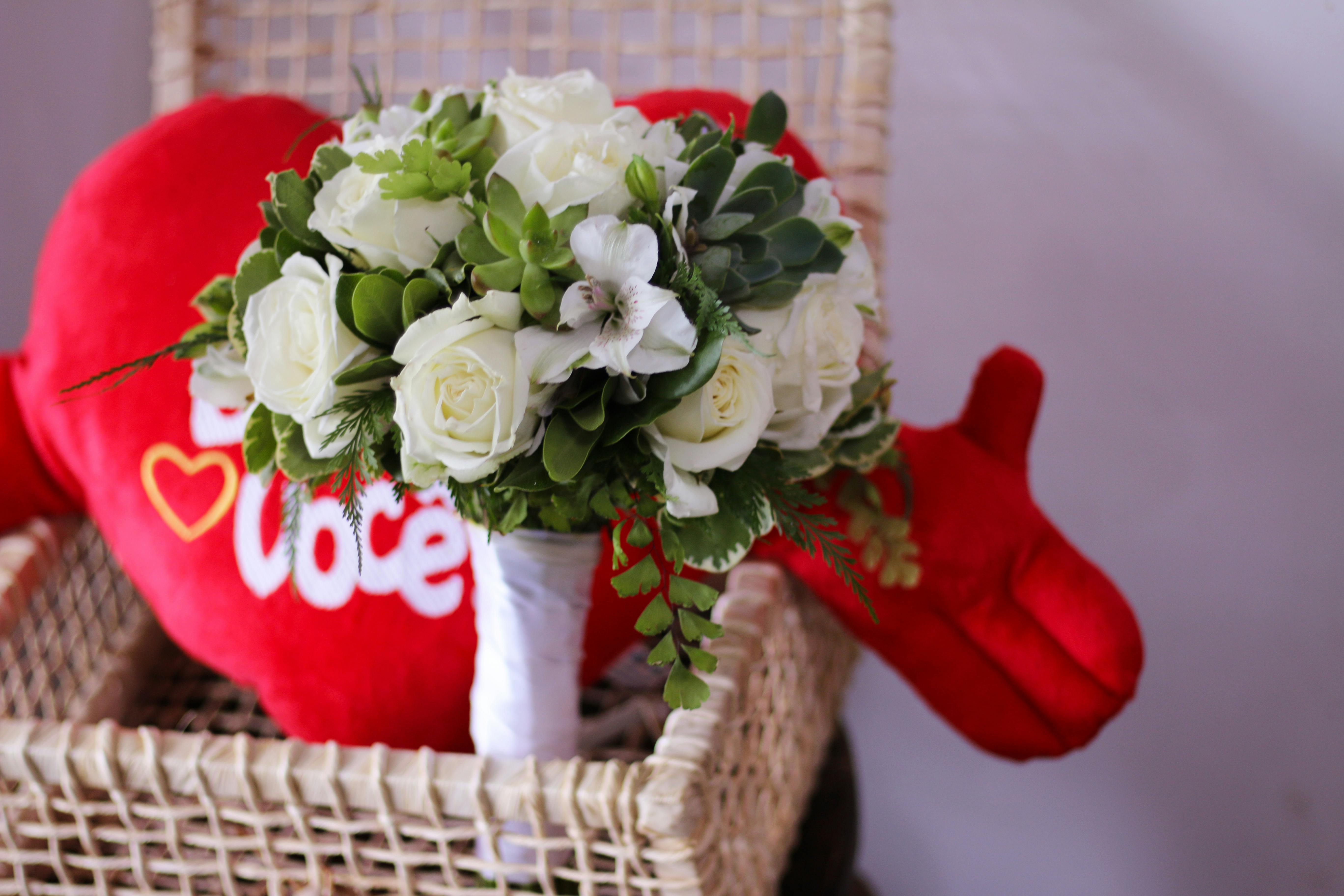 Best Valentine’s Day Gift Deals for Every Budget (2025 Guide)