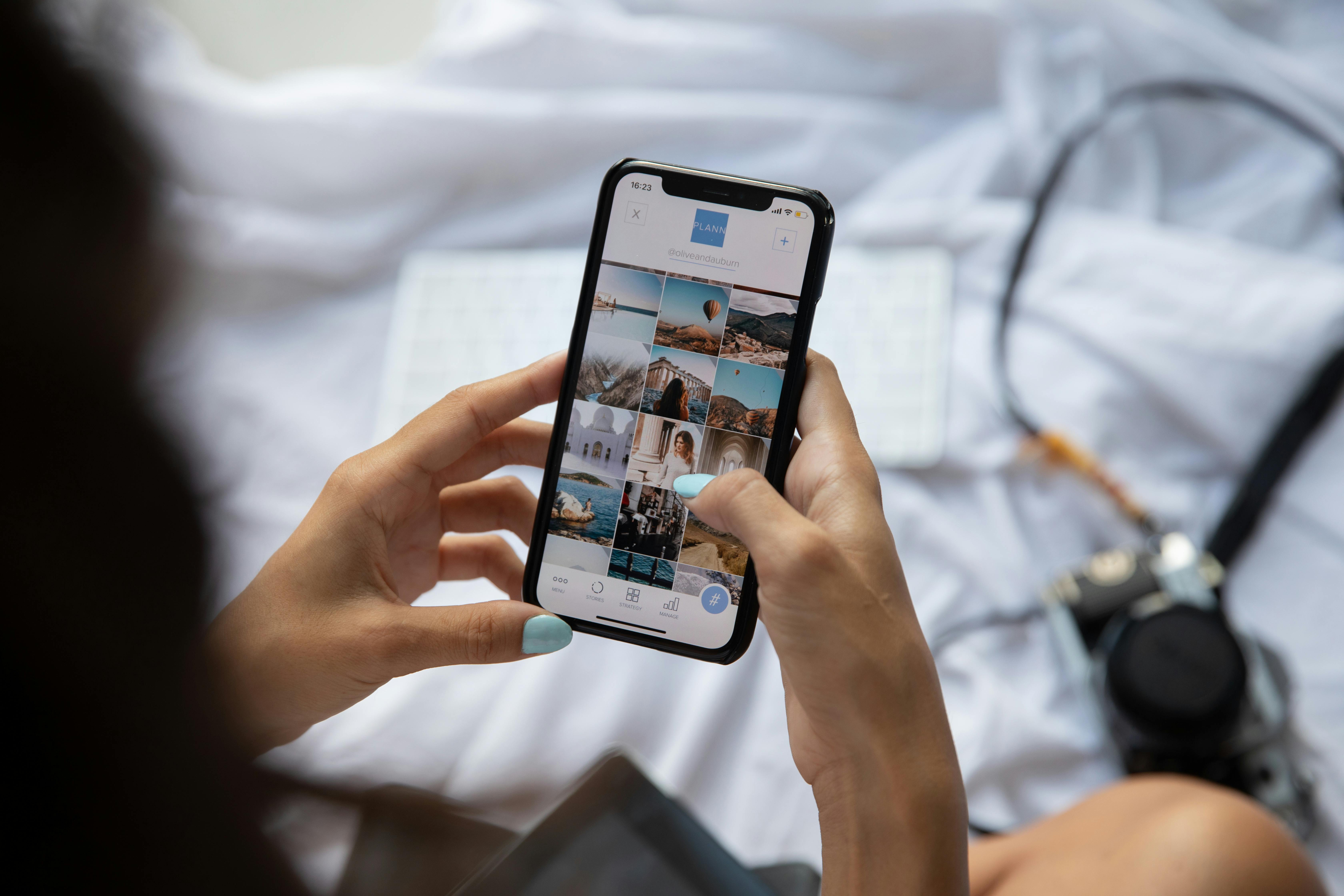 How Social Media Influences Shopping Across Cultures (2025 Global Insights)
